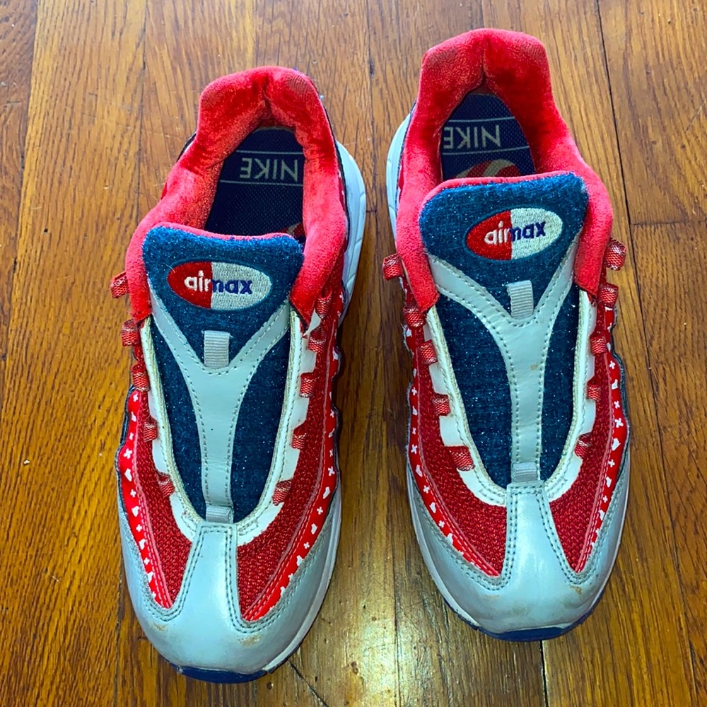 Nike. 3Y. Red/combo